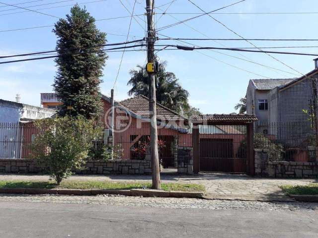 Casa com 4 quartos à venda na Rua Bernardino Caetano Fraga, 57, Santa Tereza, Porto Alegre, 106 m2 por R$ 400.000