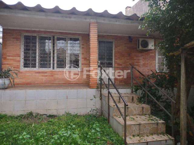 Casa com 4 quartos à venda na Rua Doutor Dias de Carvalho, 85, Tristeza, Porto Alegre, 200 m2 por R$ 900.000