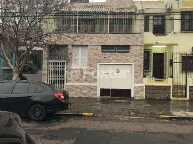 Casa com 4 quartos à venda na Rua Olavo Bilac, 626, Santana, Porto Alegre, 227 m2 por R$ 884.450