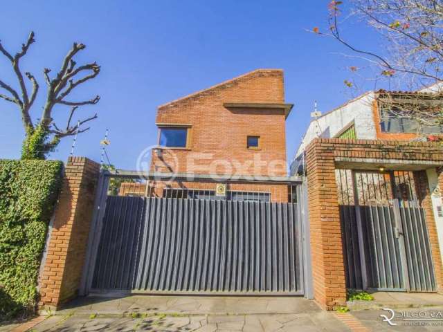 Casa com 4 quartos à venda na Rua de Souza Júnior, 74, Medianeira, Porto Alegre, 276 m2 por R$ 2.000.000