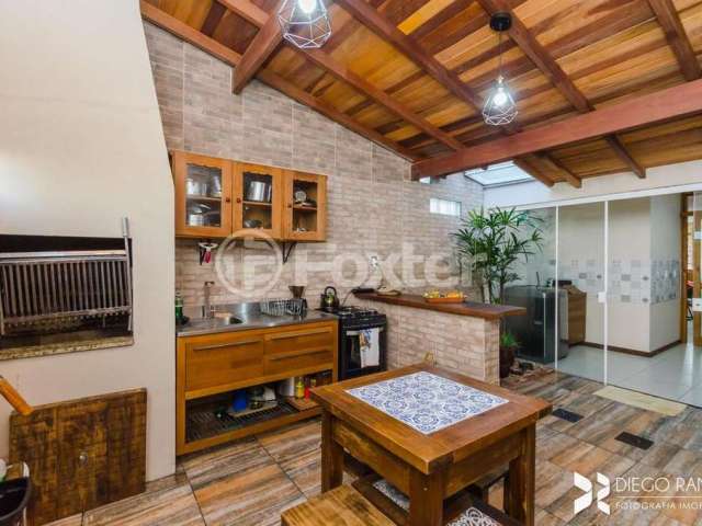 Casa comercial com 1 sala à venda na Rua Heitor Kramer, 571, Guarujá, Porto Alegre, 92 m2 por R$ 390.000