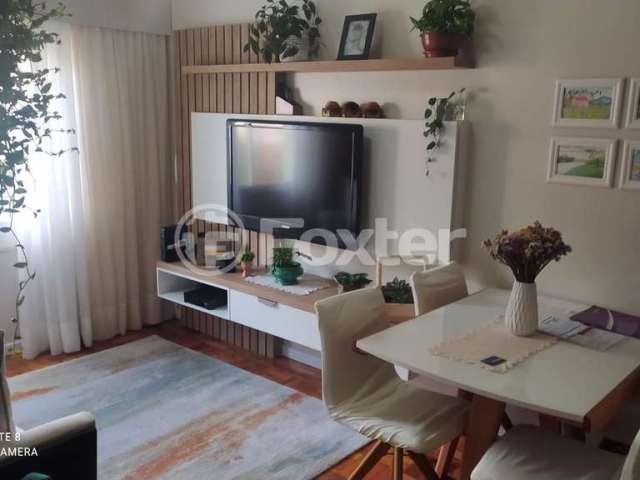 Apartamento com 3 quartos à venda na Rua Lasar Segall, 125, São Sebastião, Porto Alegre, 54 m2 por R$ 275.000