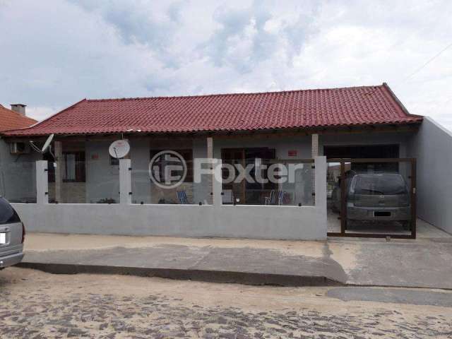 Casa com 7 quartos à venda na Rua Altemar Dutra, 2504, Salinas, Cidreira, 182 m2 por R$ 340.425