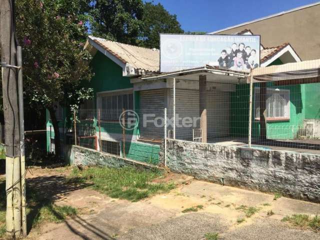 Casa com 3 quartos à venda na Avenida Otto Niemeyer, 923, Tristeza, Porto Alegre, 460 m2 por R$ 1.400.000