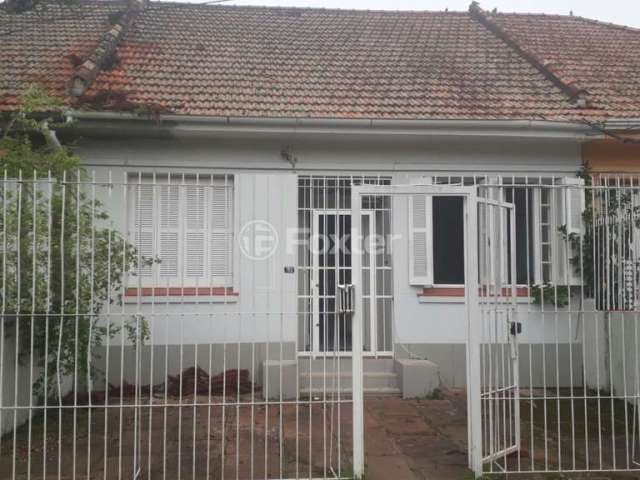 Casa com 3 quartos à venda na Rua Vinte e Cinco de Julho, 180, Santa Maria Goretti, Porto Alegre, 130 m2 por R$ 475.000