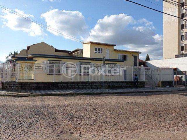 Casa com 2 quartos à venda na Rua Leopoldo de Freitas, 05, Passo da Areia, Porto Alegre, 200 m2 por R$ 1.365.000