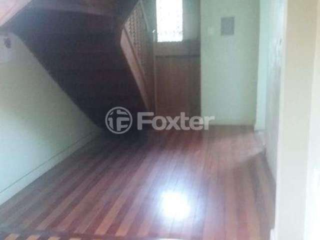 Casa com 3 quartos à venda na Rua Oscar Schneider, 47., Medianeira, Porto Alegre, 230 m2 por R$ 750.000