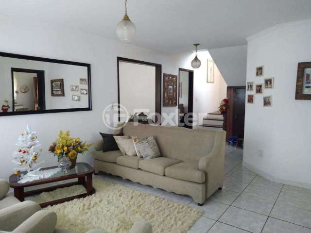 Casa com 3 quartos à venda na Rua João Nicolau, 189, Fátima, Canoas, 213 m2 por R$ 800.000