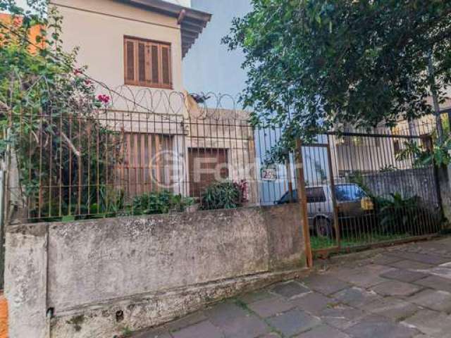 Casa com 2 quartos à venda na Rua Coronel Paulino Teixeira, 269, Rio Branco, Porto Alegre, 181 m2 por R$ 1.200.000