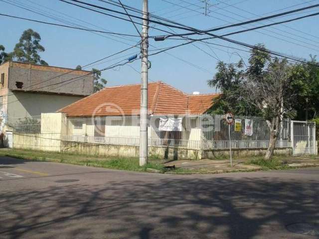 Casa com 3 quartos à venda na Rua Ângelo Crivellaro, 399, Jardim do Salso, Porto Alegre, 160 m2 por R$ 950.000