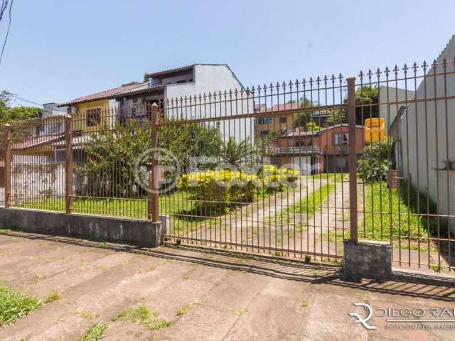 Casa com 3 quartos à venda na Rua Fernando Borba, 484, Cavalhada, Porto Alegre, 189 m2 por R$ 700.000