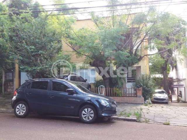 Terreno comercial à venda na Rua Bezerra de Menezes, 167, Passo da Areia, Porto Alegre, 480 m2 por R$ 1.700.000