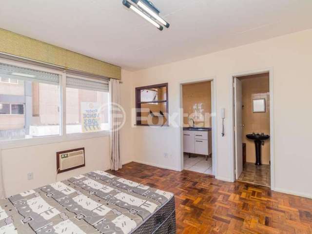 Kitnet / Stúdio à venda na Avenida Independência, 482, Independência, Porto Alegre, 27 m2 por R$ 190.800