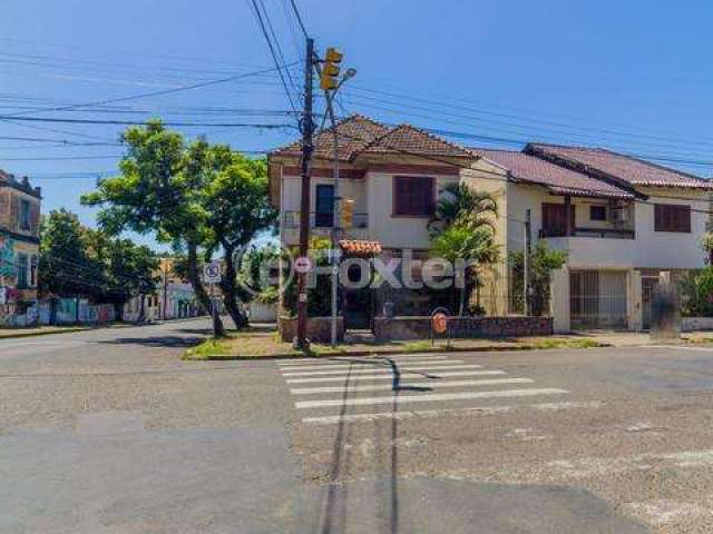 Casa com 3 quartos à venda na Rua General Gomes Carneiro, 218, Medianeira, Porto Alegre, 200 m2 por R$ 1.380.000