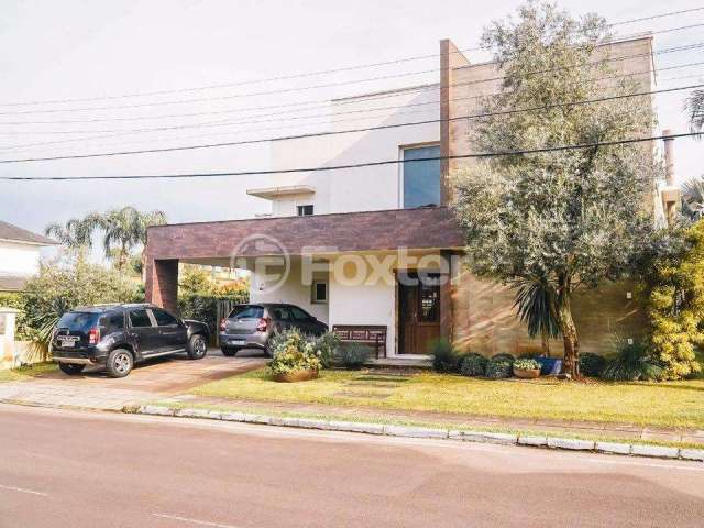 Casa em condomínio fechado com 5 quartos à venda na undefined Interbalneários, 412, Atlântida, Xangri-Lá, 390 m2 por R$ 3.325.000