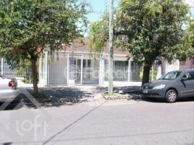 Casa com 3 quartos à venda na Rua Doutor Eduardo Chartier, 100, Passo da Areia, Porto Alegre, 150 m2 por R$ 850.000