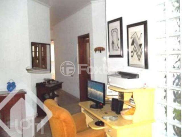 Casa com 5 quartos à venda na Rua Machado de Assis, 321, Partenon, Porto Alegre, 240 m2 por R$ 980.000