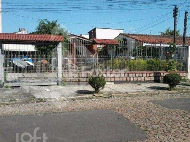 Casa com 2 quartos à venda na Rua Figueredo Mascarenhas, 67, Sarandi, Porto Alegre, 300 m2 por R$ 320.000