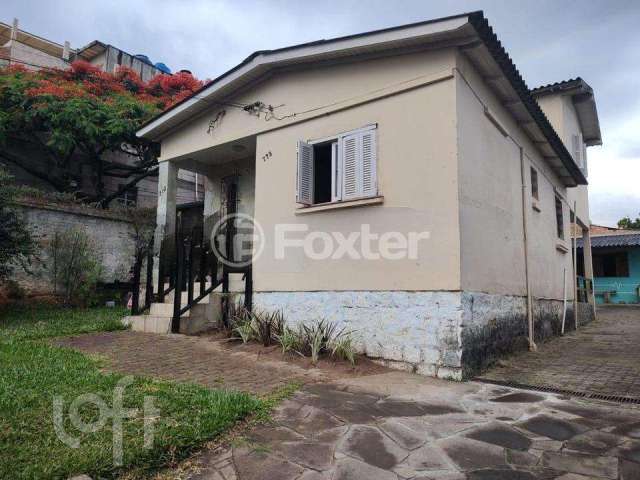 Casa com 4 quartos à venda na Rua Nove de Junho, 775, Vila São José, Porto Alegre, 191 m2 por R$ 299.000