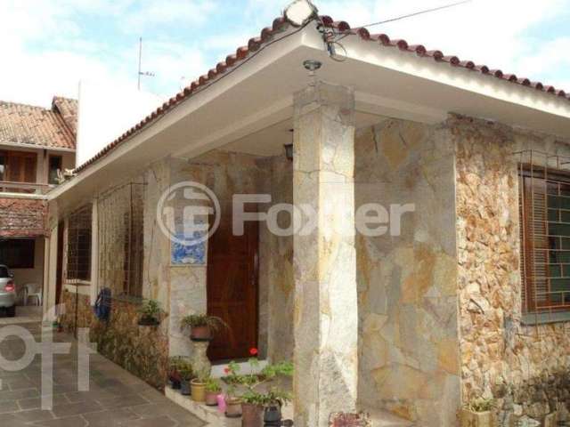 Casa com 6 quartos à venda na Rua São Nicolau, 1411, Santa Maria Goretti, Porto Alegre, 203 m2 por R$ 850.000