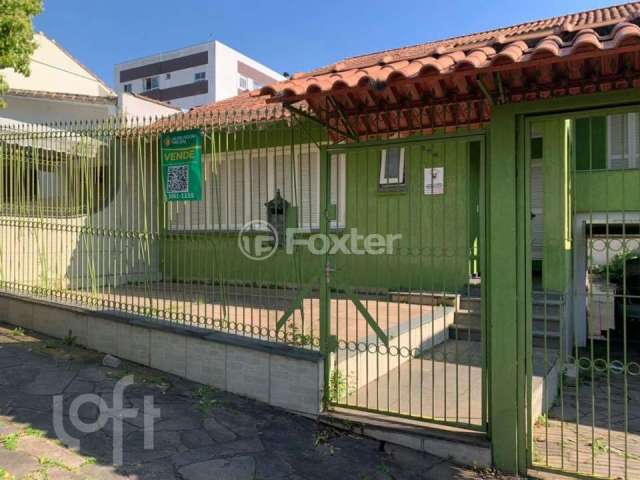 Casa com 5 quartos à venda na Rua Porto Seguro, 364, Vila Ipiranga, Porto Alegre, 238 m2 por R$ 990.000