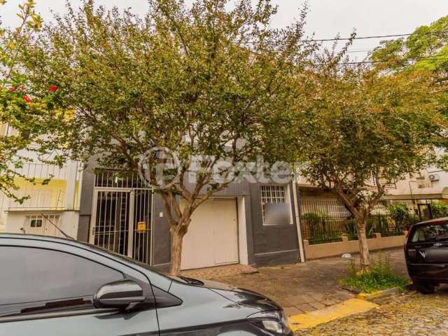 Casa com 3 quartos à venda na Rua Liberdade, 57, Rio Branco, Porto Alegre, 230 m2 por R$ 660.000