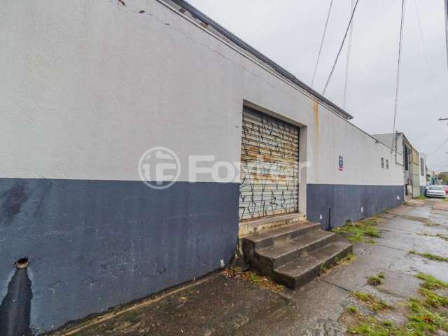 Barracão / Galpão / Depósito à venda na Avenida General Emílio Lúcio Esteves, 547, Santa Maria Goretti, Porto Alegre, 984 m2 por R$ 1.600.000