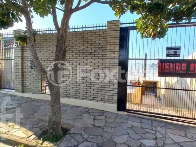 Casa com 2 quartos à venda na Rua Valdir Luiz Vicenzi, 67, Santa Fé, Caxias do Sul, 185 m2 por R$ 390.000