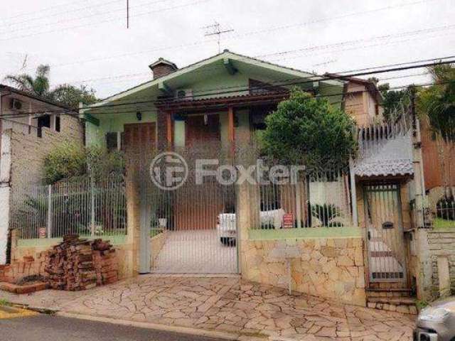 Casa com 3 quartos à venda na Rua Portugal, 484, Rincão, Novo Hamburgo, 182 m2 por R$ 650.000