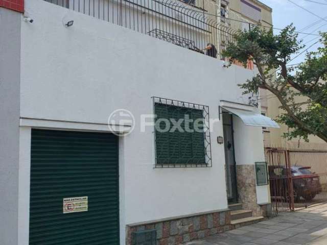 Casa com 3 quartos à venda na Rua Lobo da Costa, 86, Azenha, Porto Alegre, 270 m2 por R$ 950.000