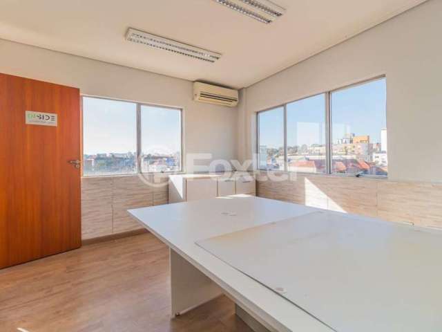 Sala comercial com 2 salas à venda na Avenida Assis Brasil, 418, Santa Maria Goretti, Porto Alegre, 34 m2 por R$ 142.000