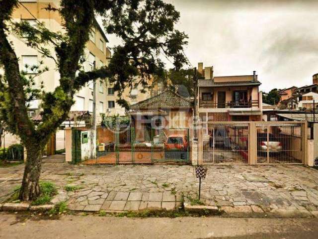 Terreno à venda na Rua Professor Carvalho Freitas, 731, Teresópolis, Porto Alegre, 193 m2 por R$ 350.000