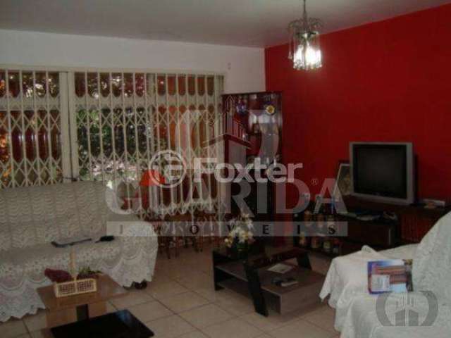 Casa com 2 quartos à venda na Rua Teixeira de Carvalho, 279, Medianeira, Porto Alegre, 182 m2 por R$ 900.000