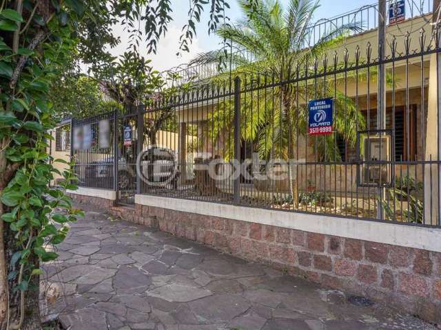 Casa com 4 quartos à venda na Rua Padre Todesco, 740, Partenon, Porto Alegre, 216 m2 por R$ 650.000