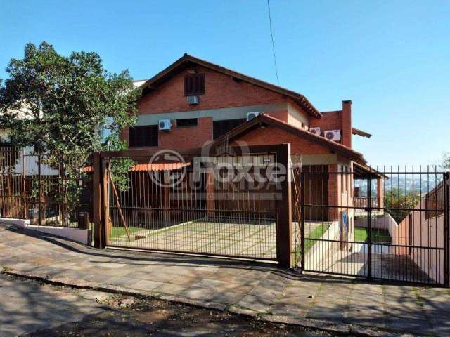 Casa com 6 quartos à venda na Rua Altos da Amapá, 170, Vila Nova, Porto Alegre, 180 m2 por R$ 3.100.000
