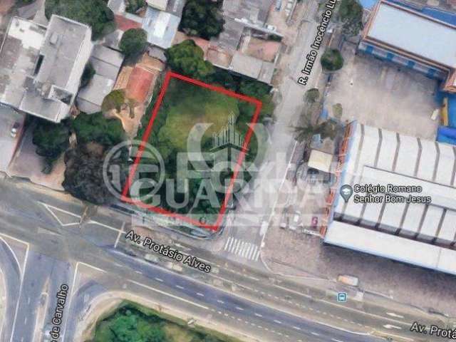 Terreno à venda na Avenida Protásio Alves, 6850, Petrópolis, Porto Alegre, 905 m2 por R$ 2.500.000