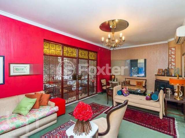 Casa com 3 quartos à venda na Rua Dário Pederneiras, 512, Petrópolis, Porto Alegre, 400 m2 por R$ 1.700.000