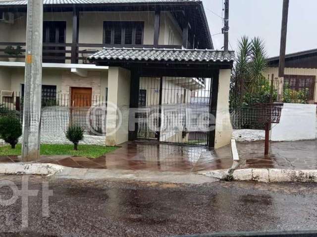 Casa com 4 quartos à venda na Rua Áustria, 129, Rincão, Novo Hamburgo, 266 m2 por R$ 680.000