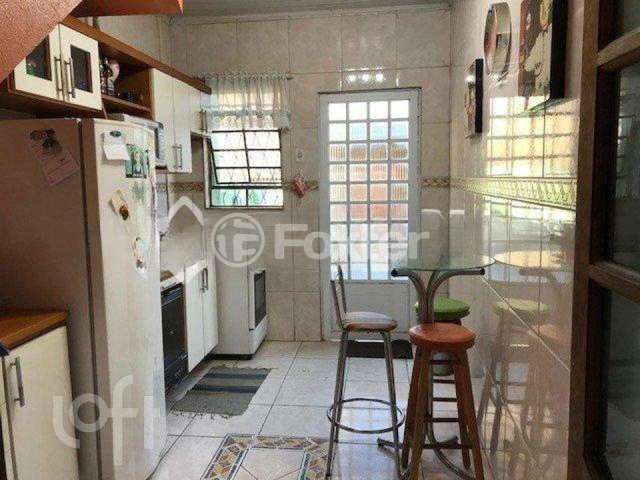 Casa com 3 quartos à venda na Rua Dom João VI, 261, Medianeira, Porto Alegre, 110 m2 por R$ 357.900