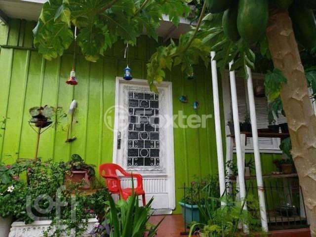 Casa com 3 quartos à venda na Rua Presidente Juarez, 450, São Sebastião, Porto Alegre, 168 m2 por R$ 639.000