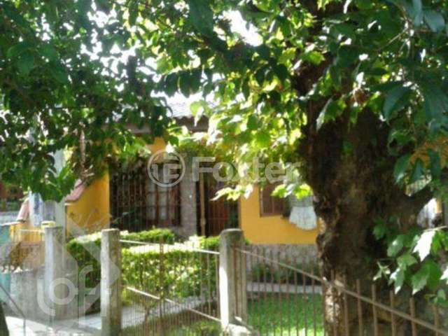 Casa com 2 quartos à venda na Rua Amália Iracema, 5, Santa Rosa de Lima, Porto Alegre, 60 m2 por R$ 250.000