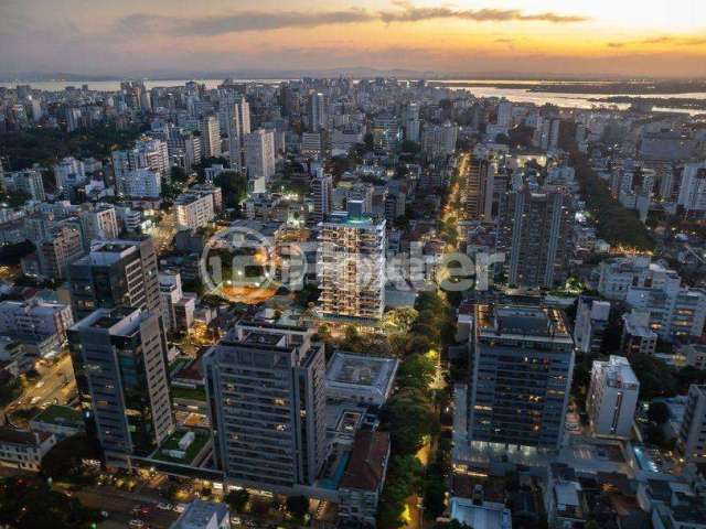 Apartamento com 3 quartos à venda na Avenida Nova York, 90, Auxiliadora, Porto Alegre, 117 m2 por R$ 2.174.738