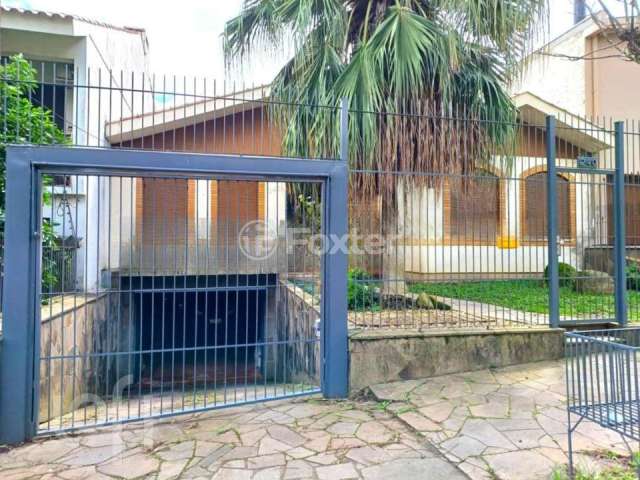 Casa com 4 quartos à venda na Rua Senegal, 240, Vila Ipiranga, Porto Alegre, 271 m2 por R$ 799.000