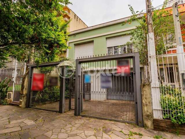 Casa com 3 quartos à venda na Avenida Taquara, 111, Petrópolis, Porto Alegre, 165 m2 por R$ 638.300