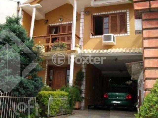 Casa com 2 quartos à venda na Rua Nogueira, 1078, Jardim do Bosque, Cachoeirinha, 181 m2 por R$ 370.000