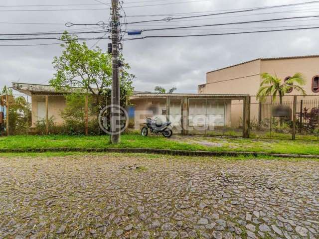 Casa com 5 quartos à venda na Rua Bororó, 699, Vila Assunção, Porto Alegre, 300 m2 por R$ 1.710.000