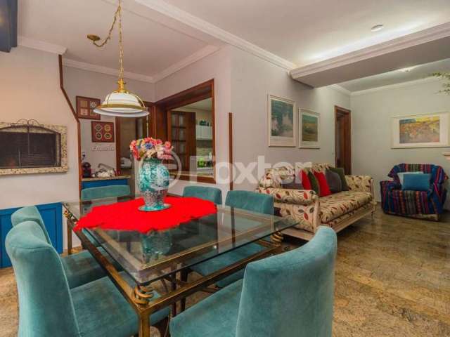 Casa em condomínio fechado com 3 quartos à venda na Avenida Eduardo Prado, 695, Cavalhada, Porto Alegre, 105 m2 por R$ 750.000