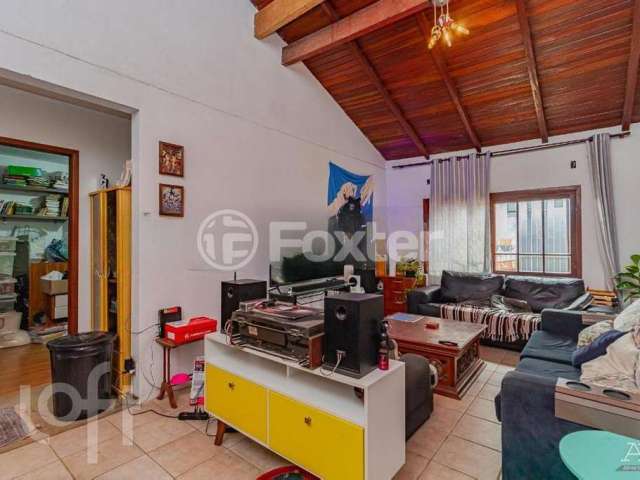 Casa com 3 quartos à venda na Rua São Mateus, 363, Jardim do Salso, Porto Alegre, 220 m2 por R$ 699.000