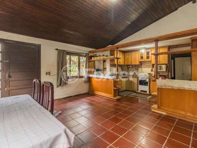 Casa com 5 quartos à venda na Rua Fernando Strehlau, 175, Jardim Itu Sabará, Porto Alegre, 235 m2 por R$ 570.000