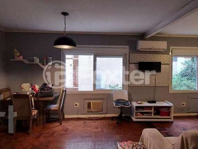 Apartamento com 3 quartos à venda na Rua Pedro Weingartner, 212, Rio Branco, Porto Alegre, 76 m2 por R$ 398.000